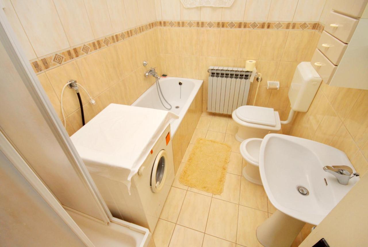 Apartments With A Parking Space Senj - 5572 Екстериор снимка