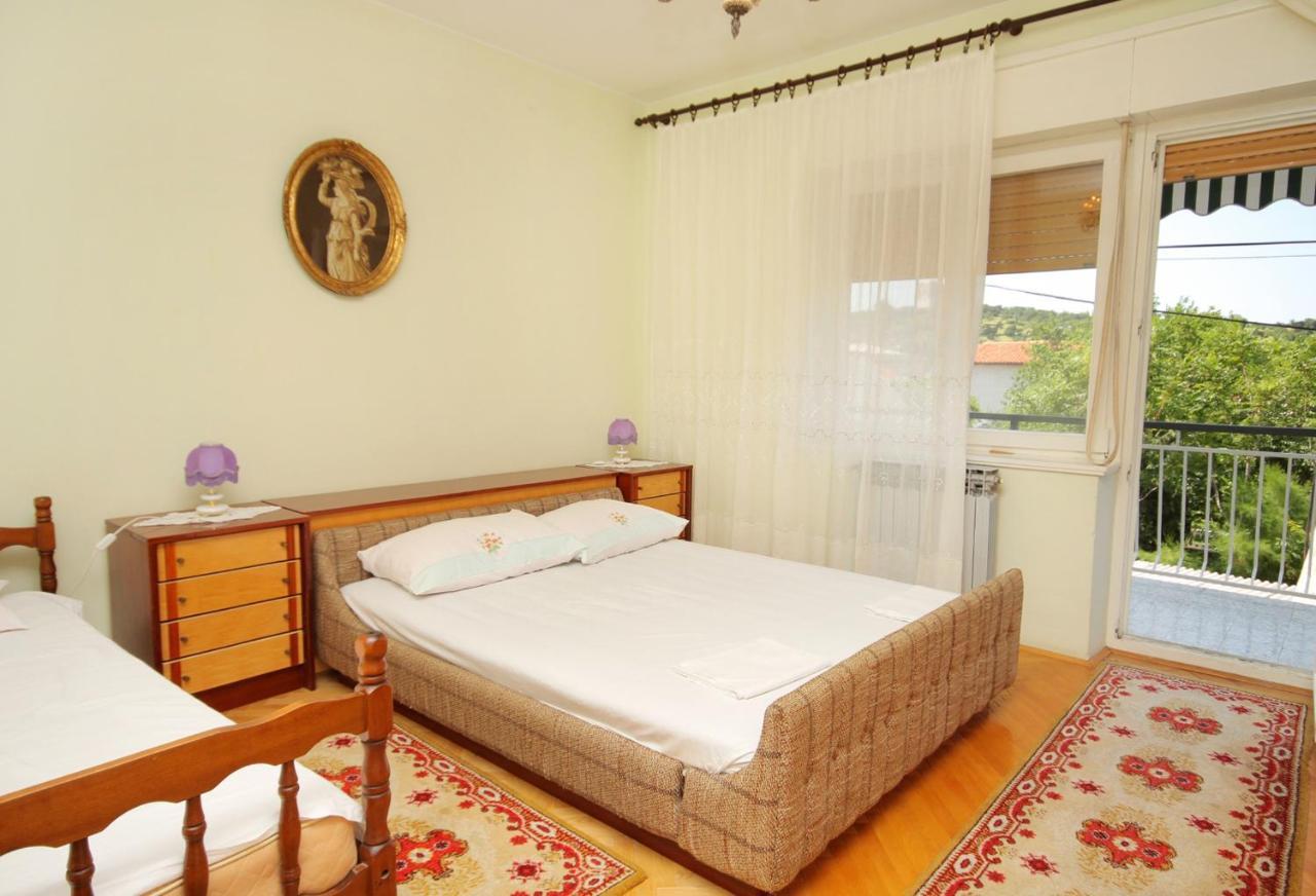 Apartments With A Parking Space Senj - 5572 Екстериор снимка